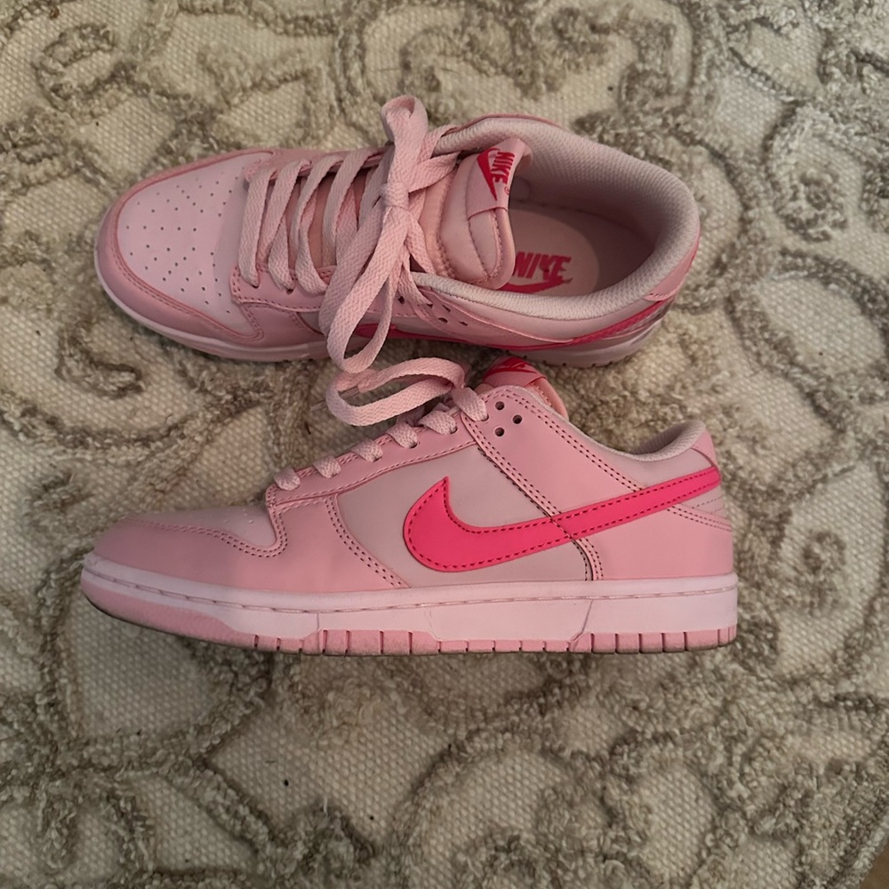Nike dunk lows triple pink Barbie